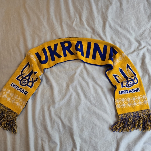 Other - Ukraine Knit Football Soccer Scarf